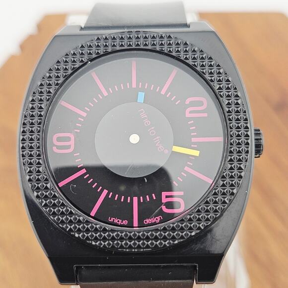 Nine To Five Men's Black Out Watch Sporty Analog Futuristic Streetwear Edgy - Picture 2 of 6